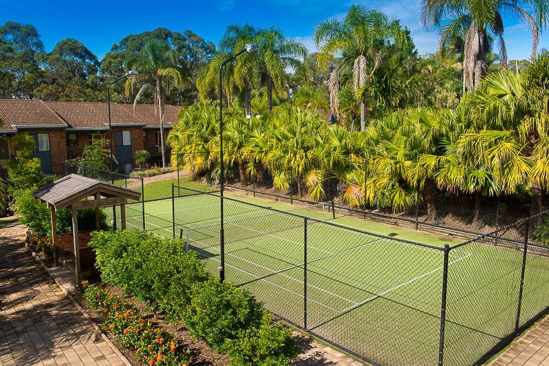 BOAMBEE BAY RESORT tennis courts